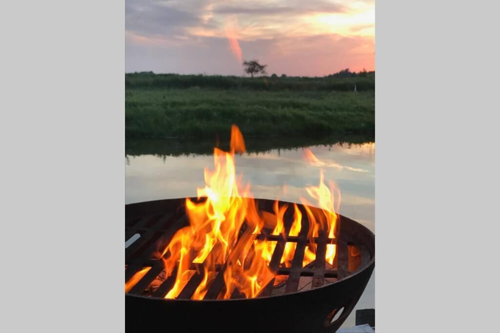 Romantic Dutch Hideaway Jisp エクステリア 写真
